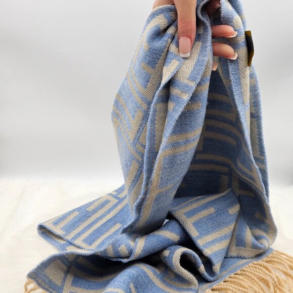 Fendi Zucca Blue and beige pattern Shawl - Picture 6 of 15